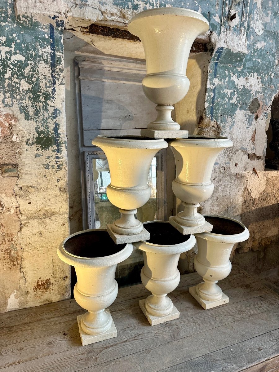 Suite Of Six Medici Vases Model-photo-2