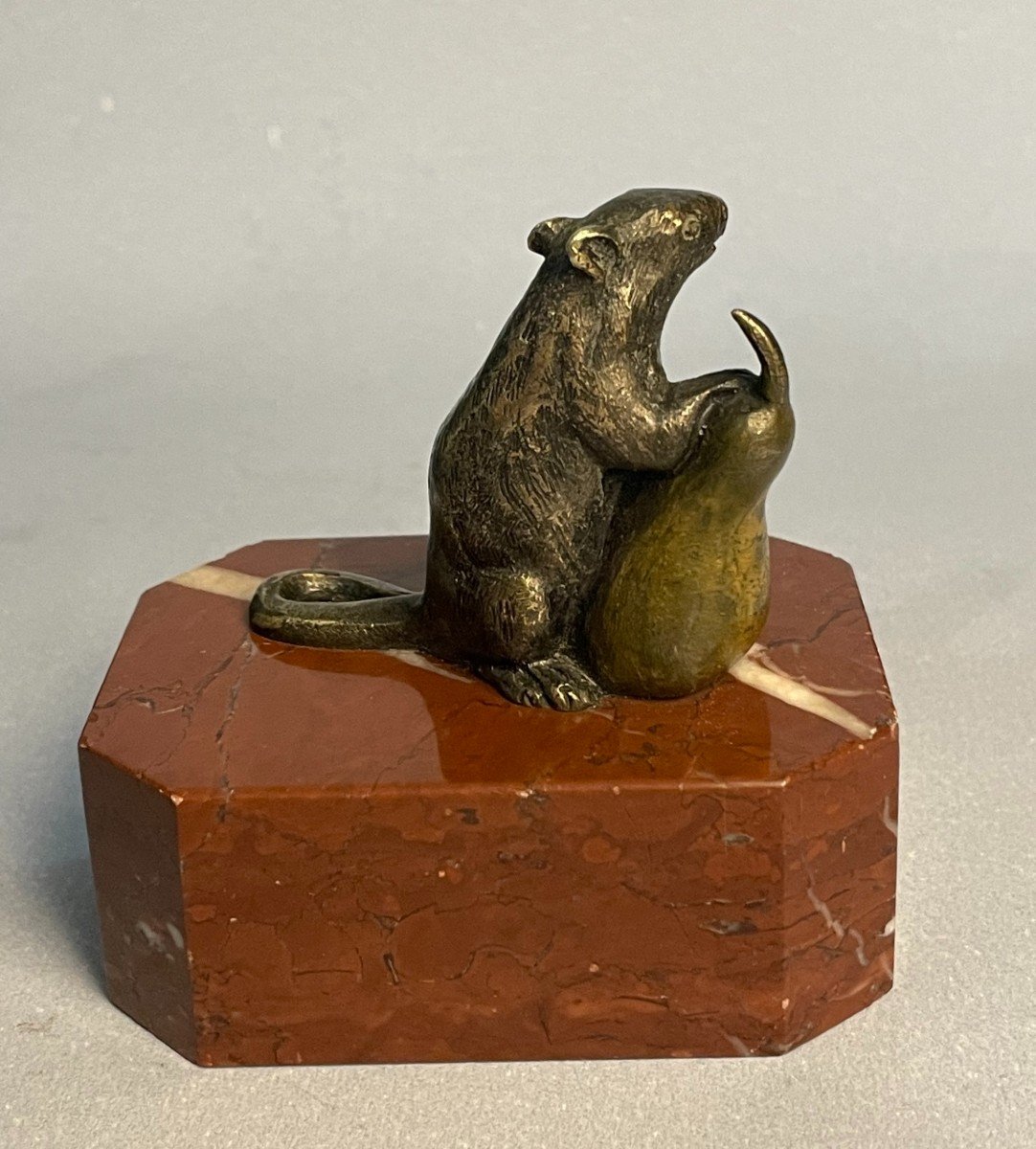 Mouse With A Pear. 19th Century Bronze Sculpture-photo-2