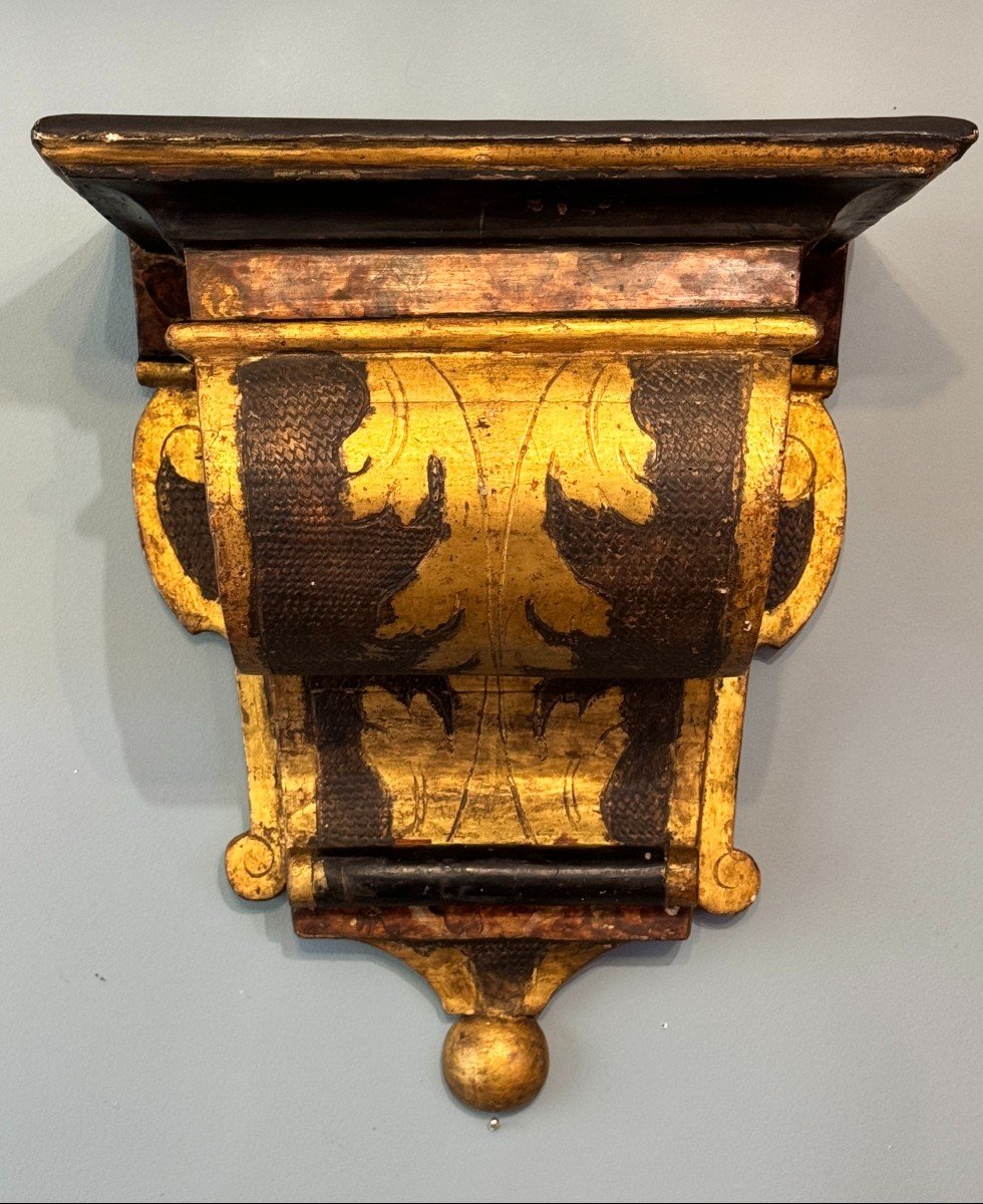 Wall Light Console In Carved Wood, Trompe l'Oeil Painted And Gilded. Italy 