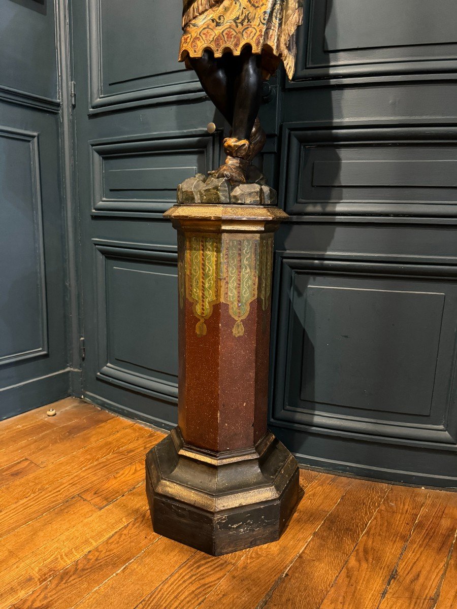 Serviteur nubien, sculpture en bois peint et doré, Venise début XIXème siècle-photo-3