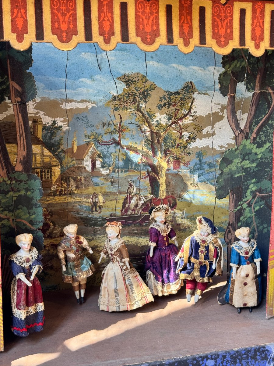 Miniature Opera In Carved Wood - 19th Century Puppet Show -photo-3