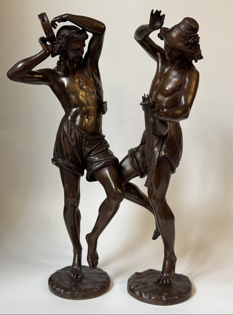 Paire de "Danseurs napolitains" Carrier-Belleuse. Sculptures en Bronze-photo-4