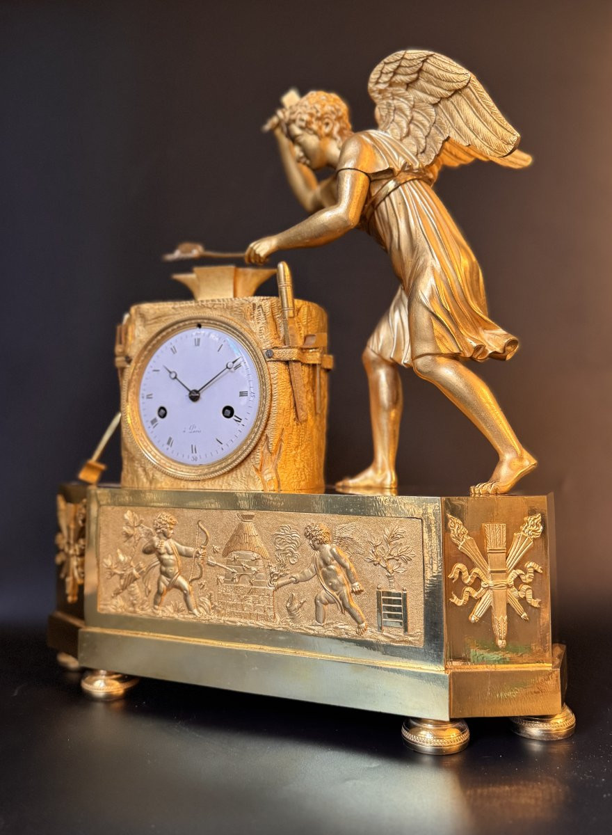 Pendule Empire "l’Amour forgeron'' bronze doré Cupid-photo-3
