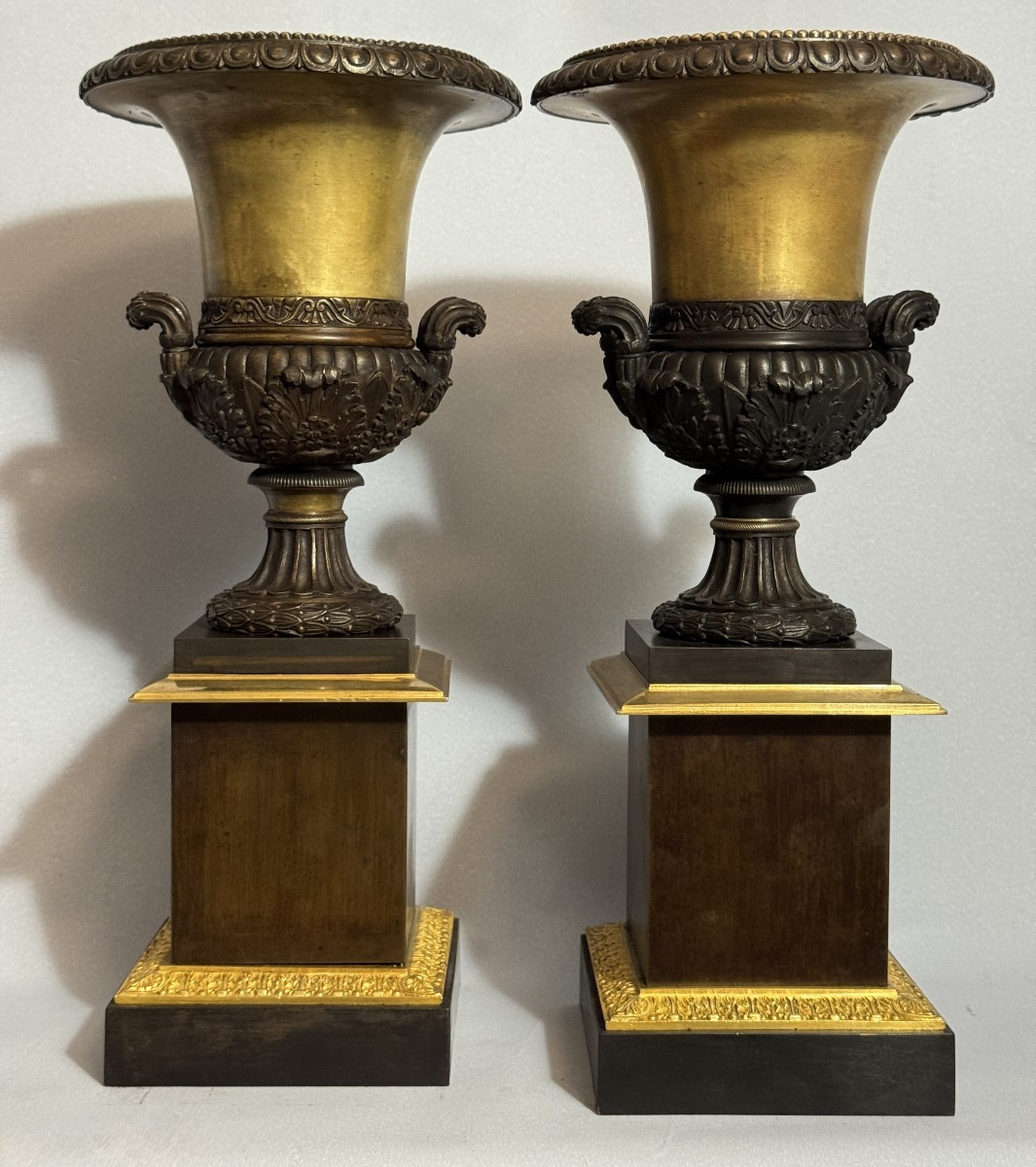Pair Of Empire Bronze Cassolettes With Medici Vases H36