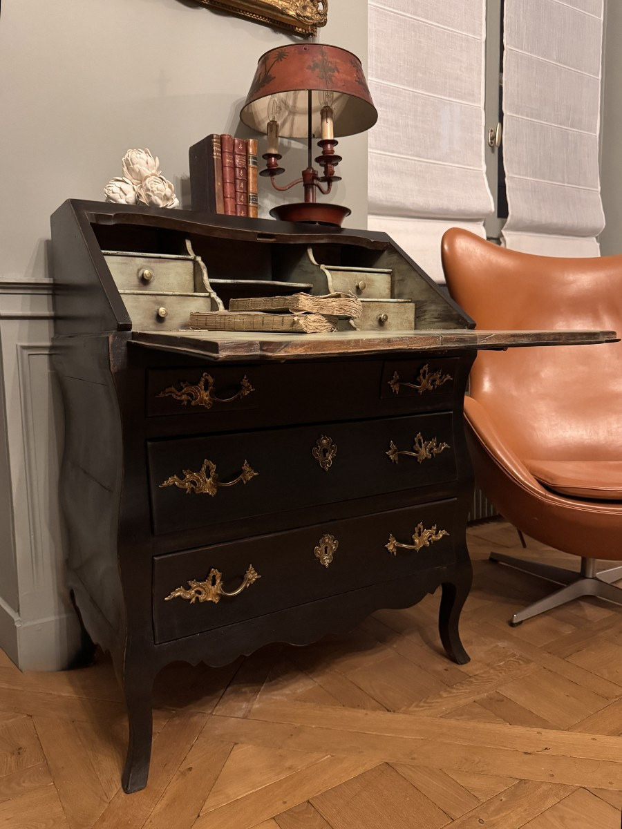 Bureau de pente d’époque Louis XV en bois noirci - Secrétaire scriban