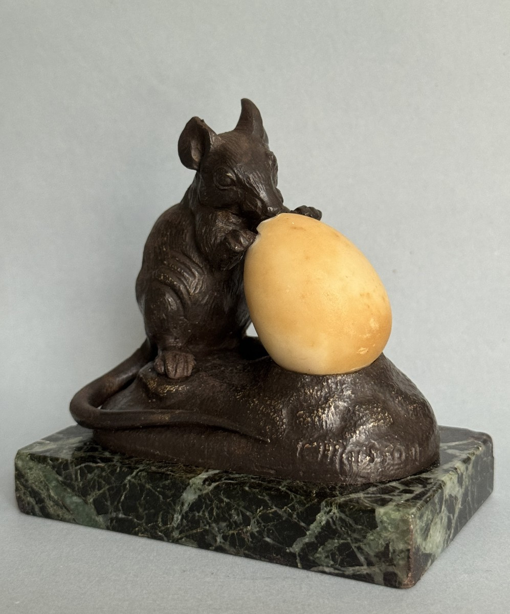 Mouse With Egg By Clovis Masson - Animal Bronze Sculpture