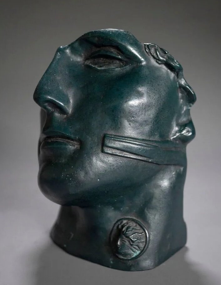 Sculpture - Igor Mitoraj “Centurion II” - Visage en bronze-photo-2