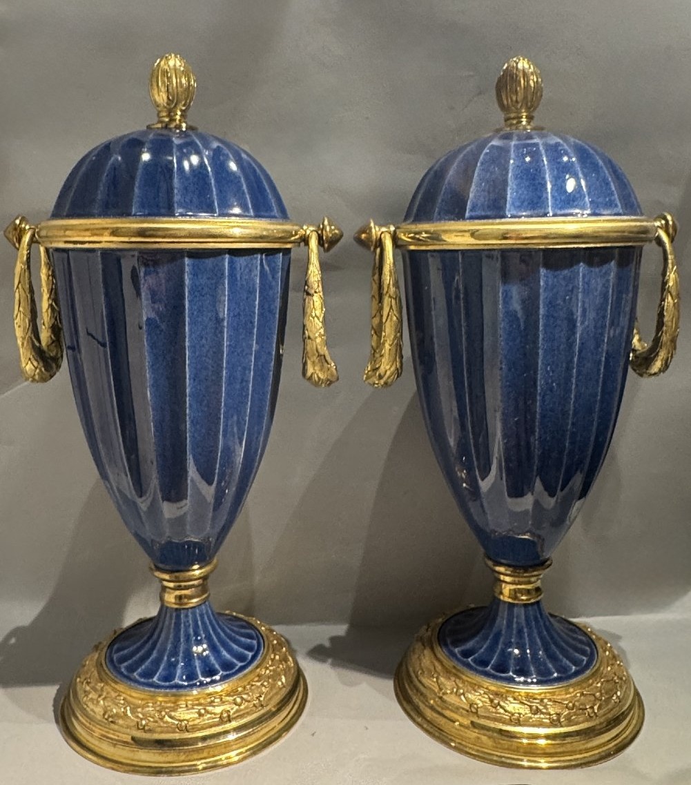 Paire de vases pots couverts en porcelaine bleue de Paul MILET à Sèvres-photo-6
