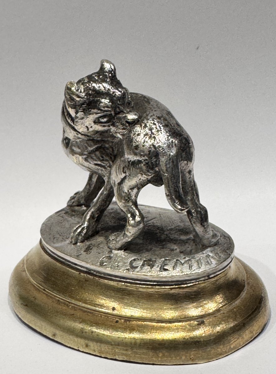 Sculpture miniature - Chien à la puce – Bronze argenté par Victor Chemin