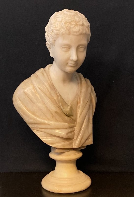 Buste de jeune Empereur en marbre. 19ème siècle.-photo-2