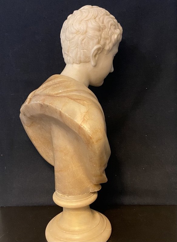 Buste de jeune Empereur en marbre. 19ème siècle.-photo-3
