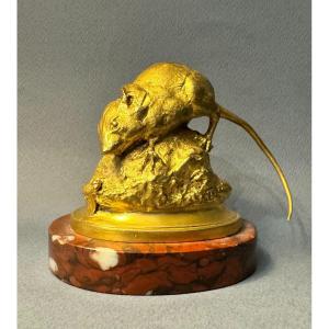 Gilded Bronze Sculpture "mouse With A Fly" T. Hingre