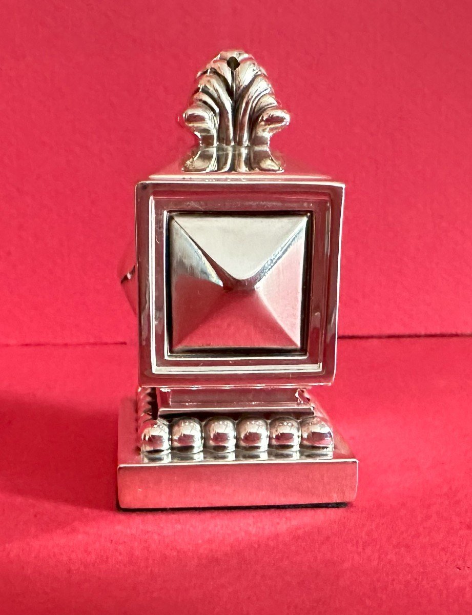 Salt And Pepper Set In Silver Metal-photo-2