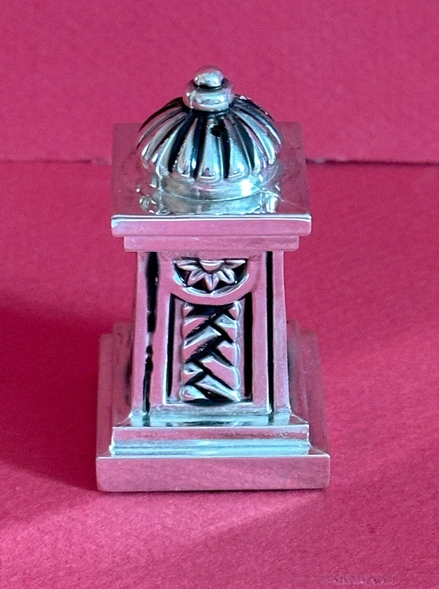 Salt And Pepper Set In Silver Metal-photo-4