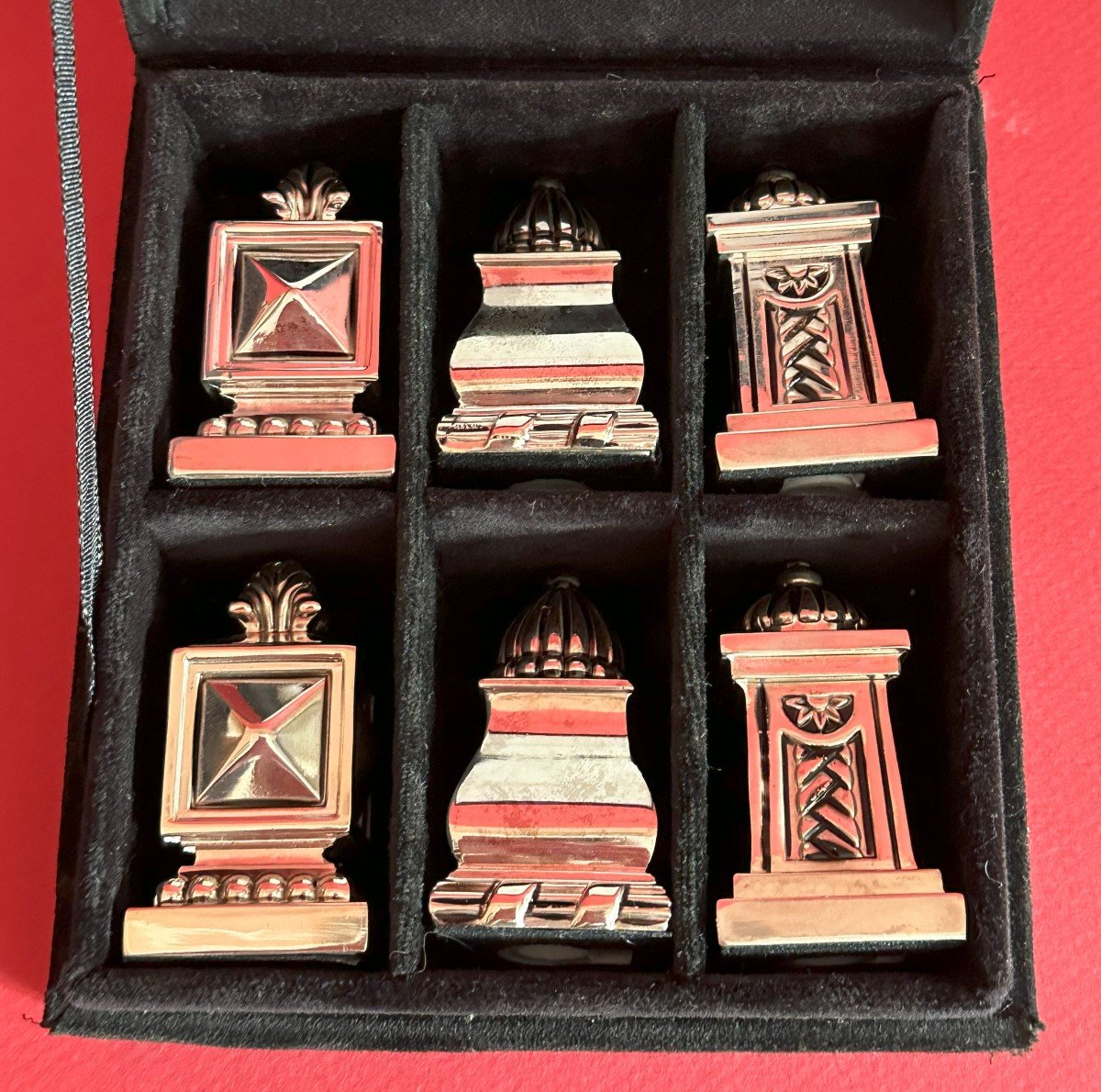 Salt And Pepper Set In Silver Metal-photo-4