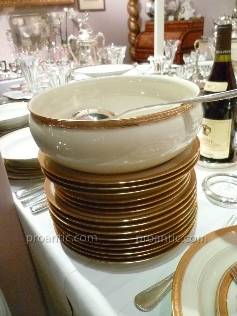 Service De Table En Porcelaine De Limoges-photo-4