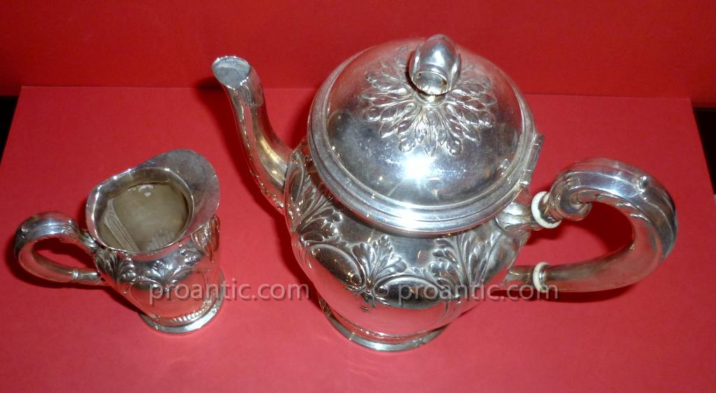 Poureuse And Milk Pot In Silver XIX-photo-2