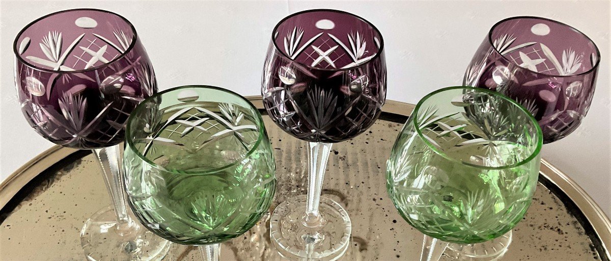 Verres En Cristal Taillé De Couleur-photo-1