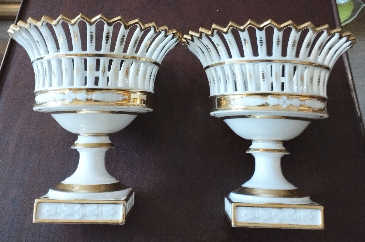 Deux Coupes sur pied en Porcelaine ajourée de Paris XIX-photo-4