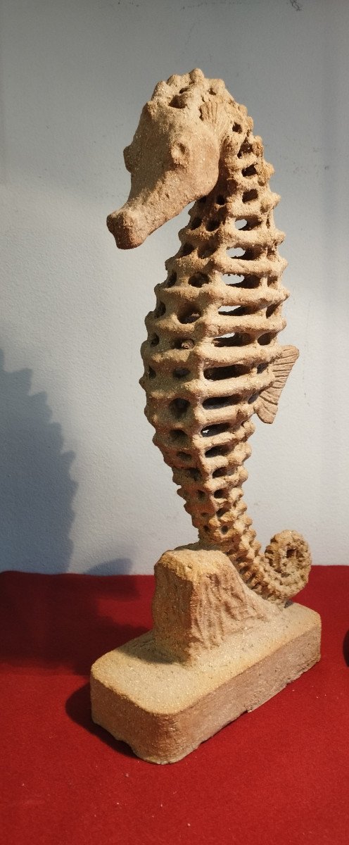 Hippocampe Sculpture ajourée en terre cuite  sable-photo-2