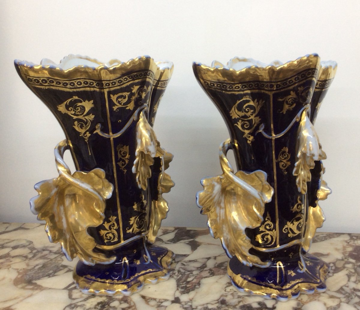 Pair Of 19th Century Paris Porcelain Vases-photo-4