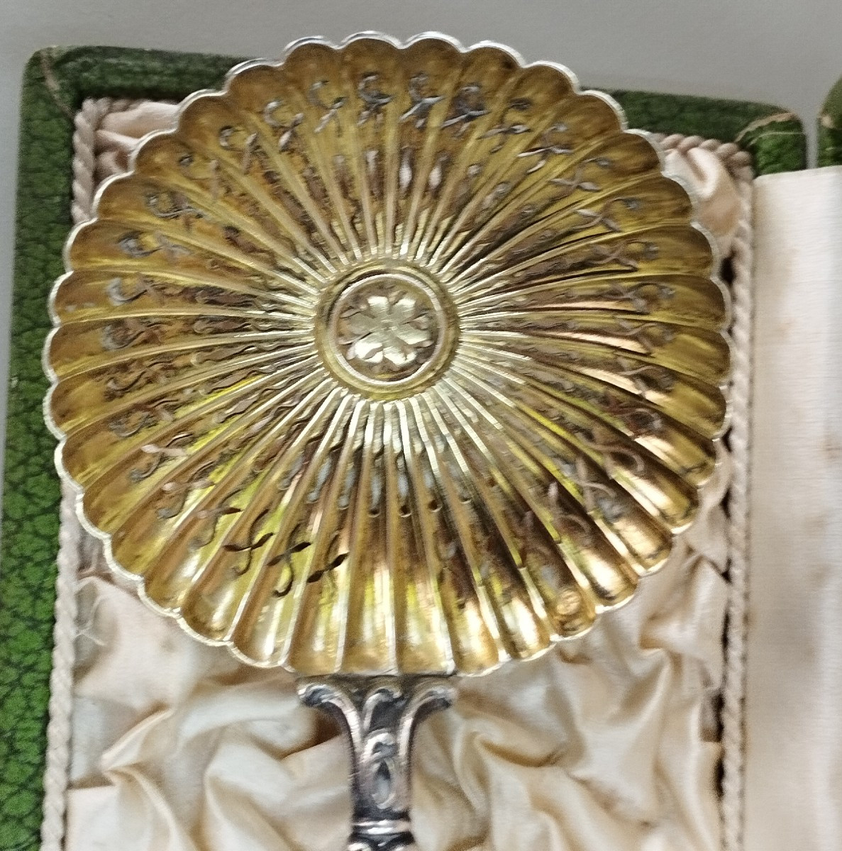 19th Century Silver-gilt Sprinkler-photo-4