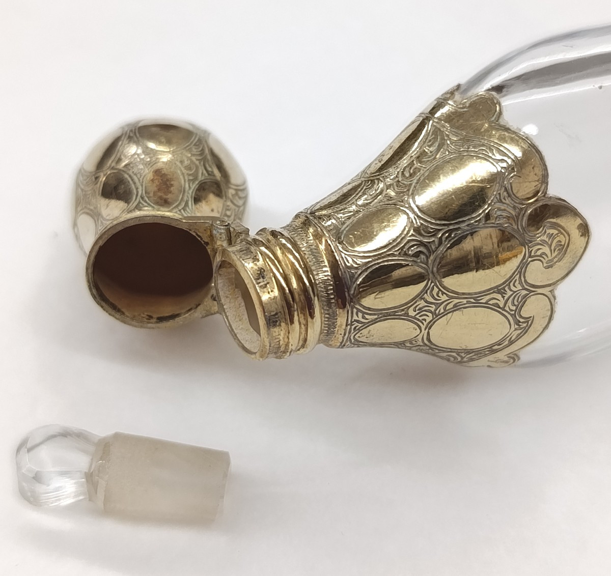 19th-century Crystal And Vermeil Perfume Bottle-photo-3