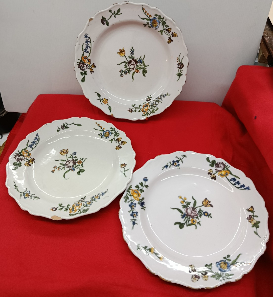 Montpellier Earthenware 3 Plates 18th Century