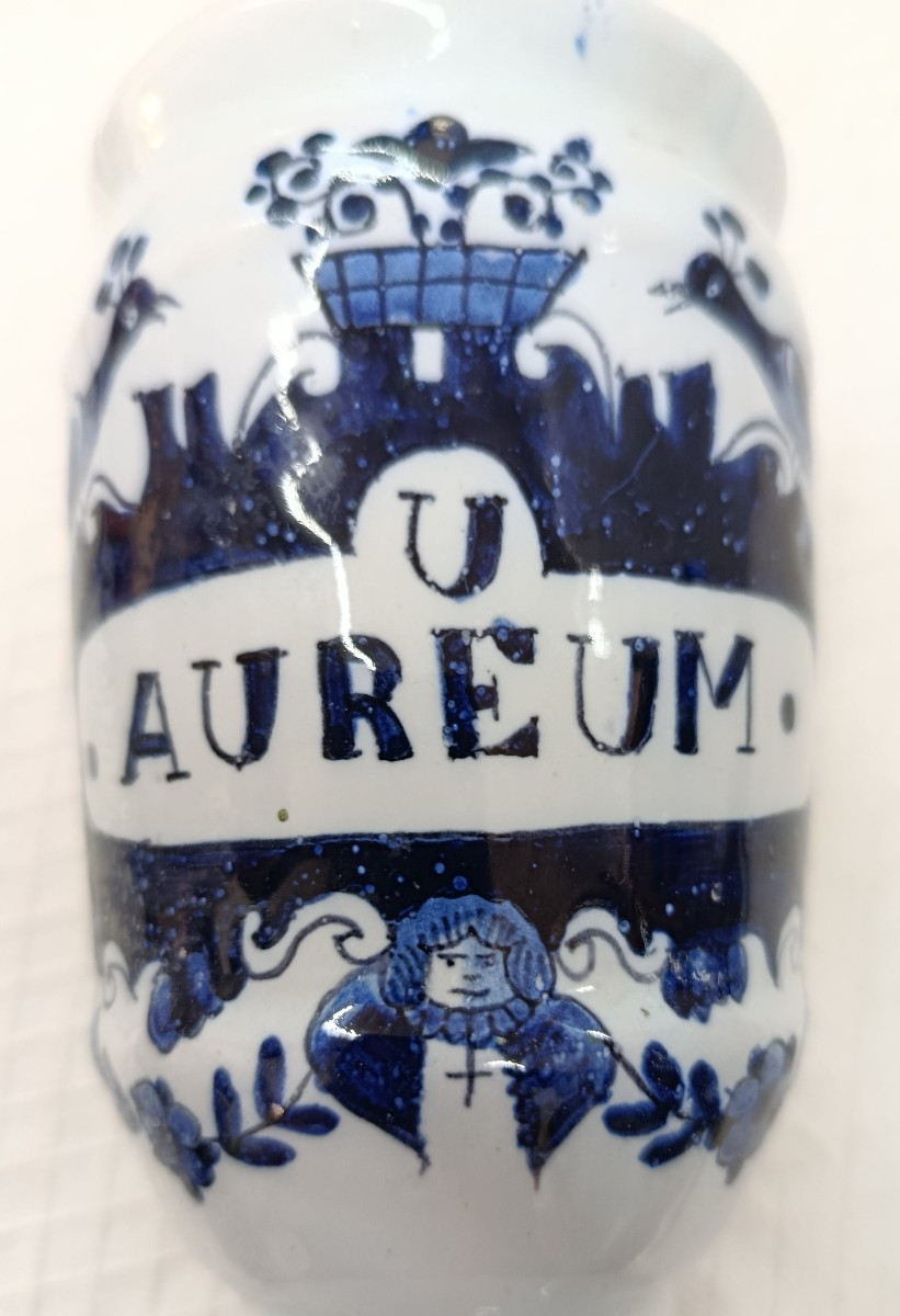 Apothecary Jar U. Aureum XIX-photo-3