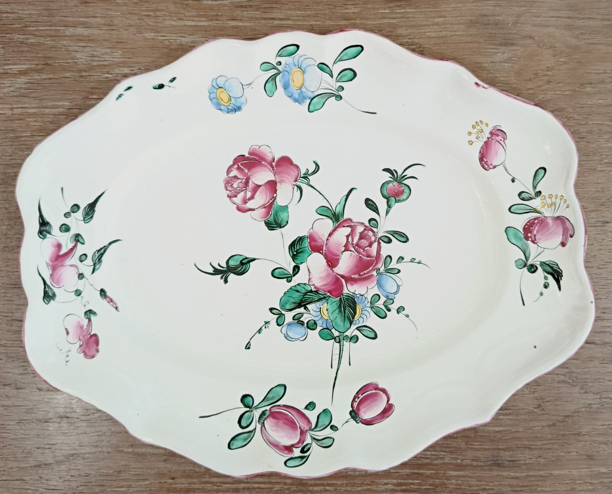 Plat en Faience du midi  XVIII ème 