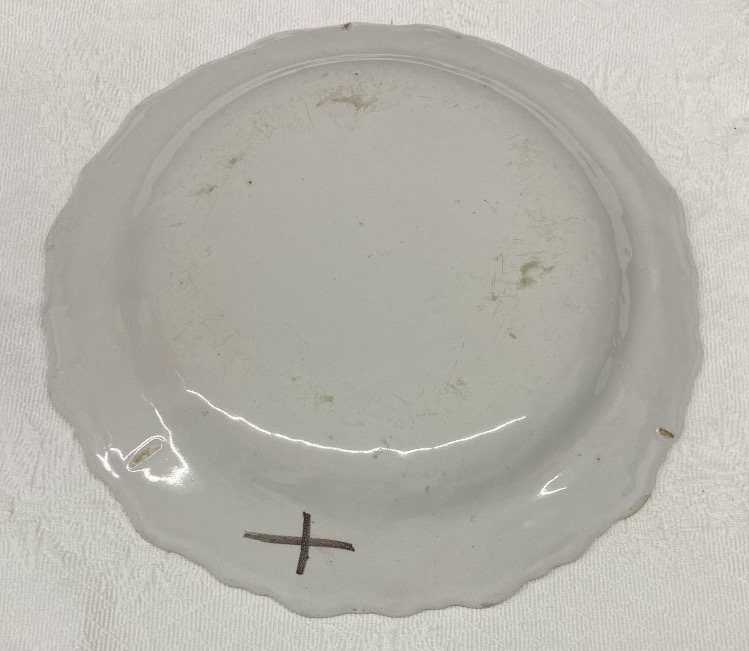 18th-century Moustiers Earthenware Plate-photo-2