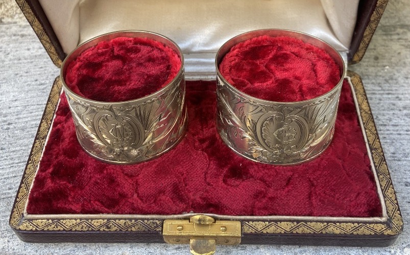 Paire de ronds de serviette en vermeil XIX-photo-2