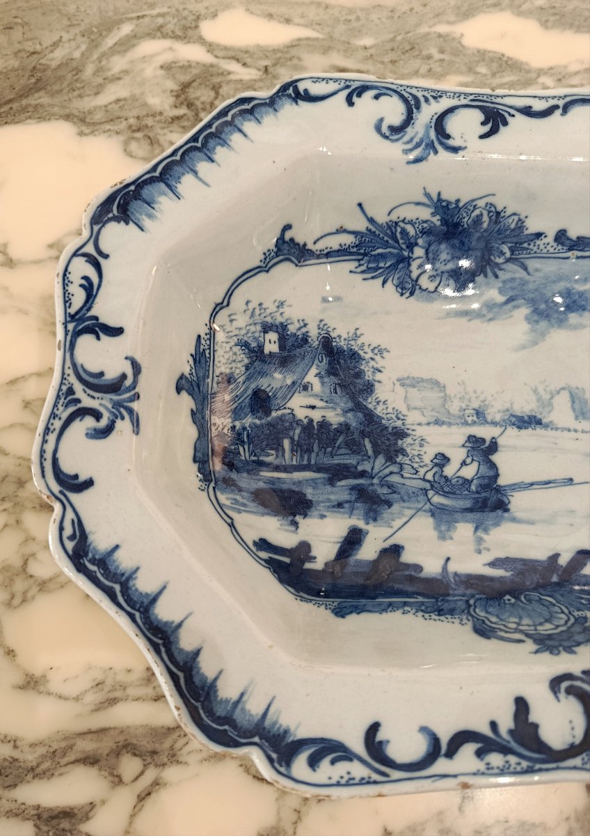 Plat en faience de Delft décor animé XIX-photo-3
