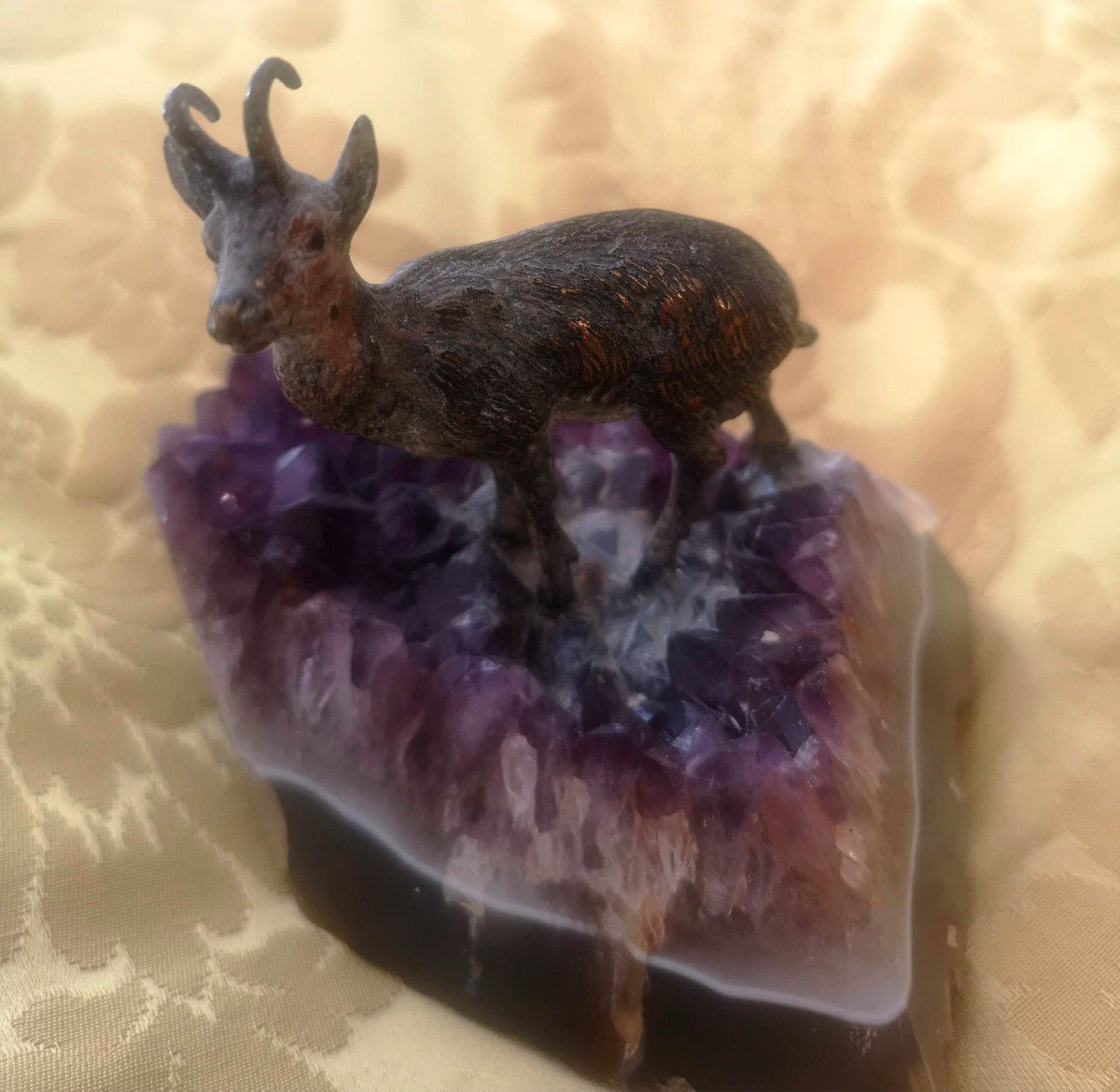 Small Patinated Bronze Chamois On Amethyst Base Early Twentieth-photo-2