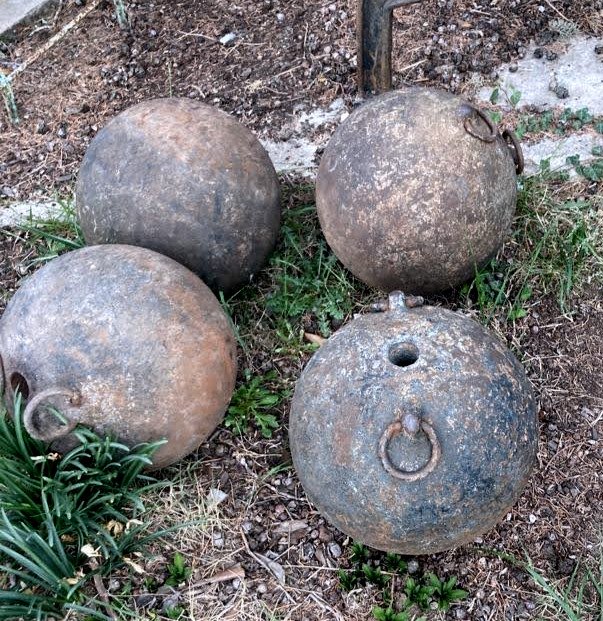 Decorative Set Composed Of 4 Mortar Bombs Early Nineteenth