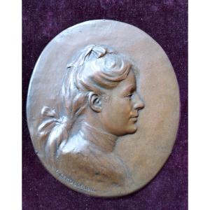 L. Lerolle Portrait De Femme Bas Relief  En Cuivre  1911 
