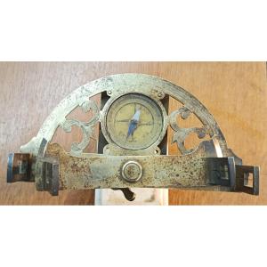 Graphomètre à pinnules en bronze XVIII Renard Paris