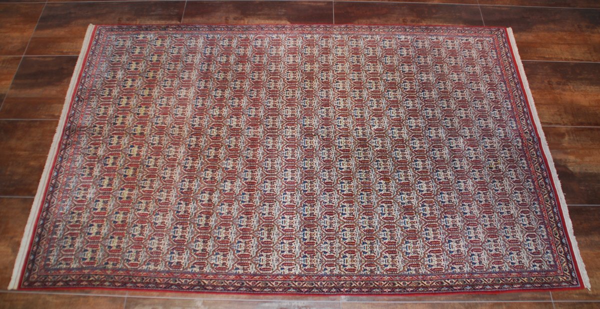Old Carpet "hispahan" 327cmx210cm