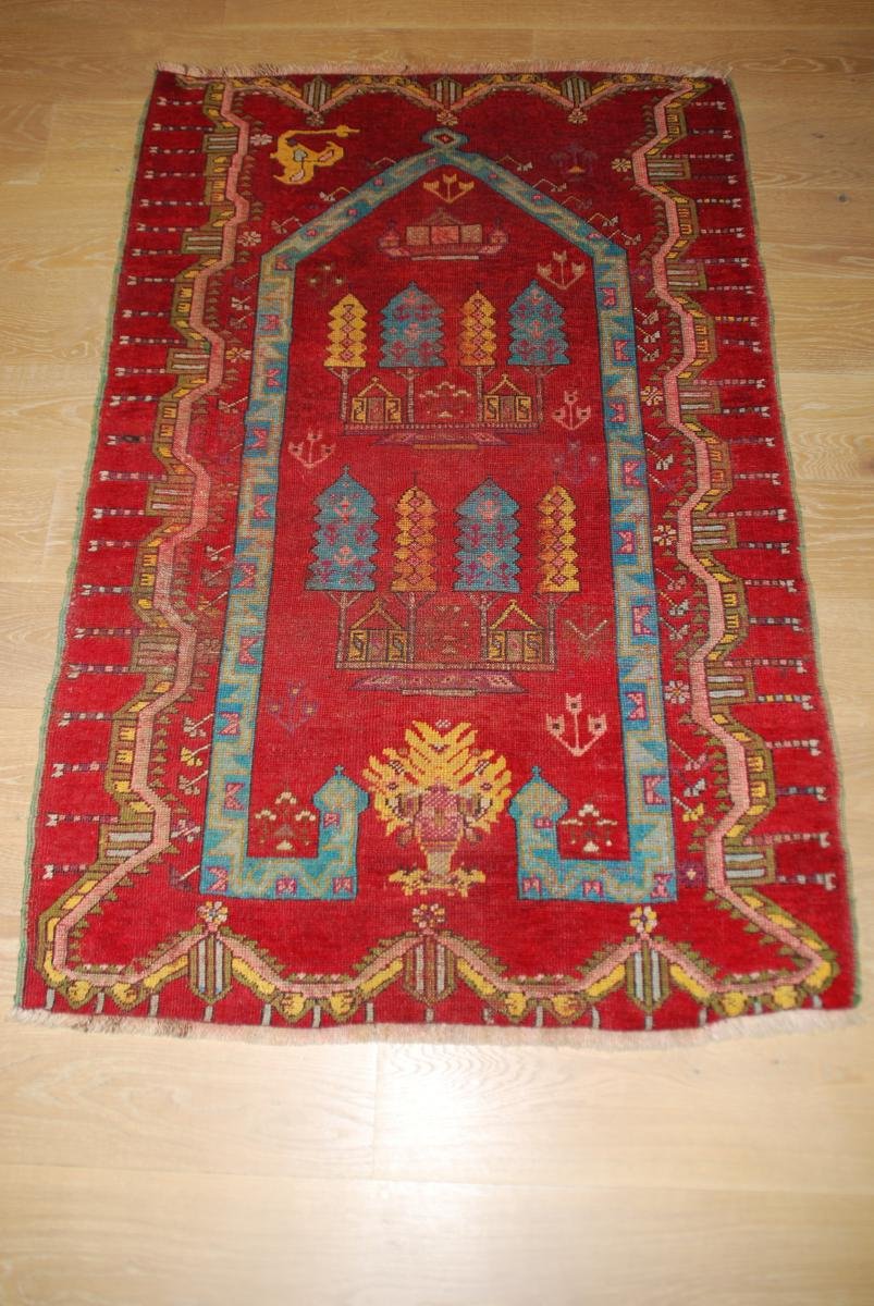 Tapis ancien "Kircheir" 154cmX99cm