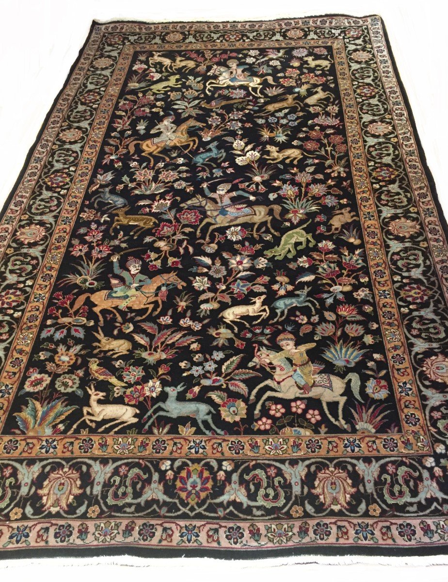 Tapis Tabriz fond noir Iran vers 1960 230cmx139cm