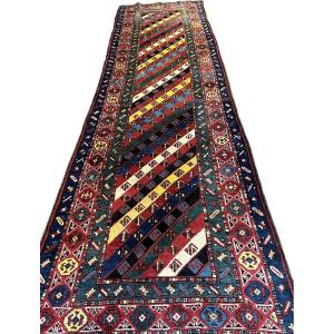 Tapis de couloir "Kazak Gendge" vers 1880, à motif Bayadere raies multicolores