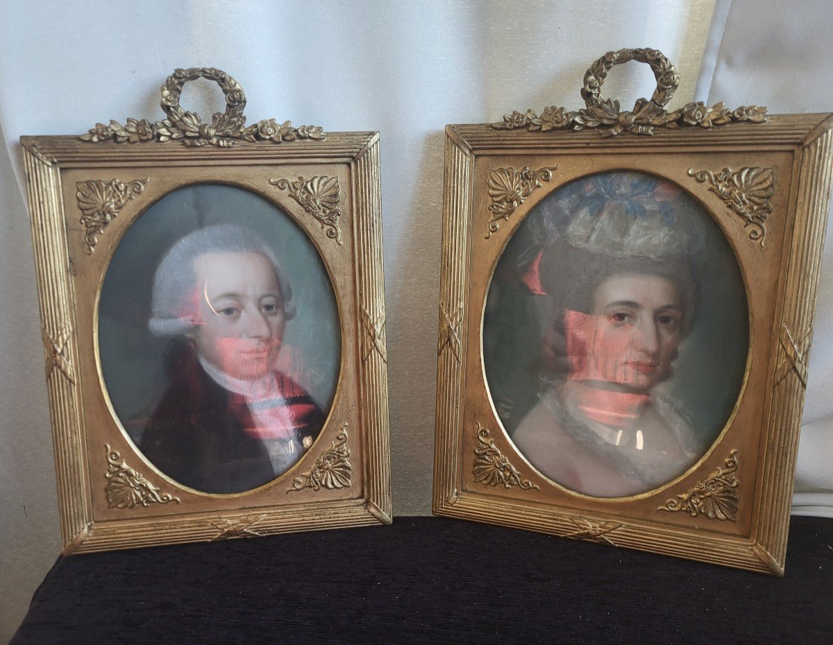 Paire De Portraits époque XVIII E Pastels  Cadres-photo-4