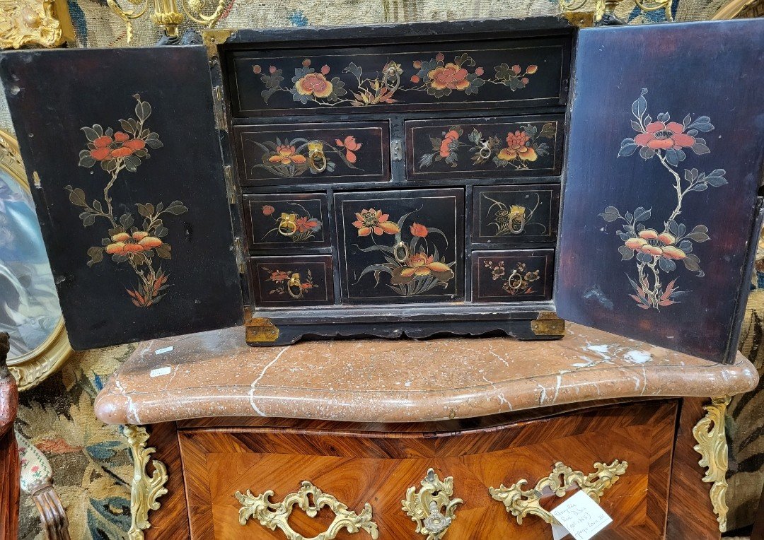 Small Chinese Lacquer Cabinet 19th Century 