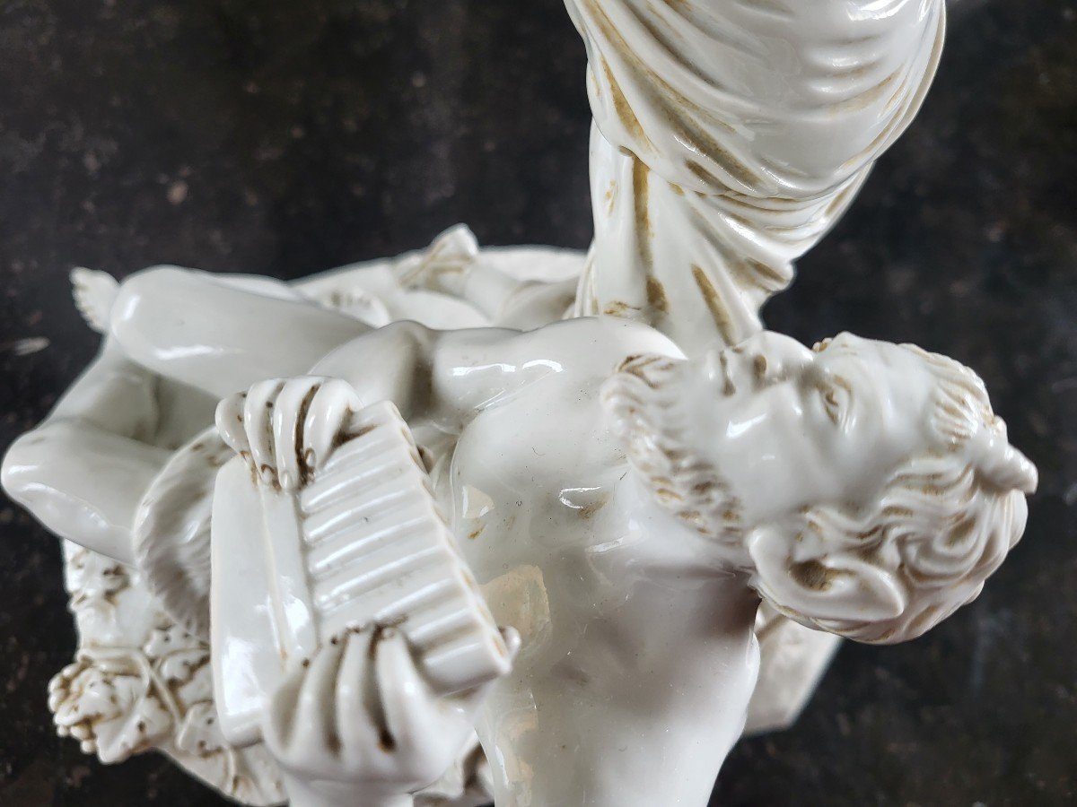 Sculpture  Du Surtout De Bacchus Porcelaine  époque XIXe -photo-1