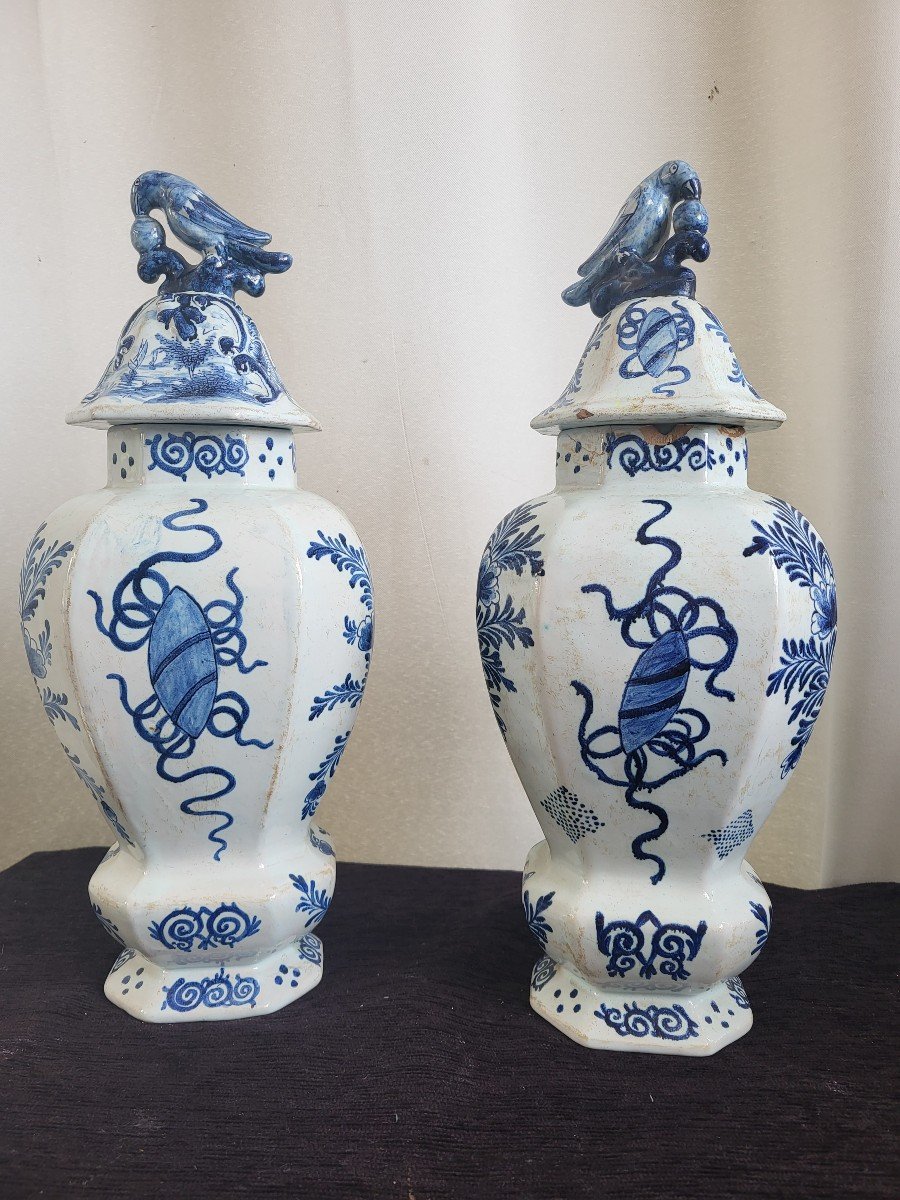 Paire De Vases Couverts Delft époque  fin XVIII e40cm-photo-2