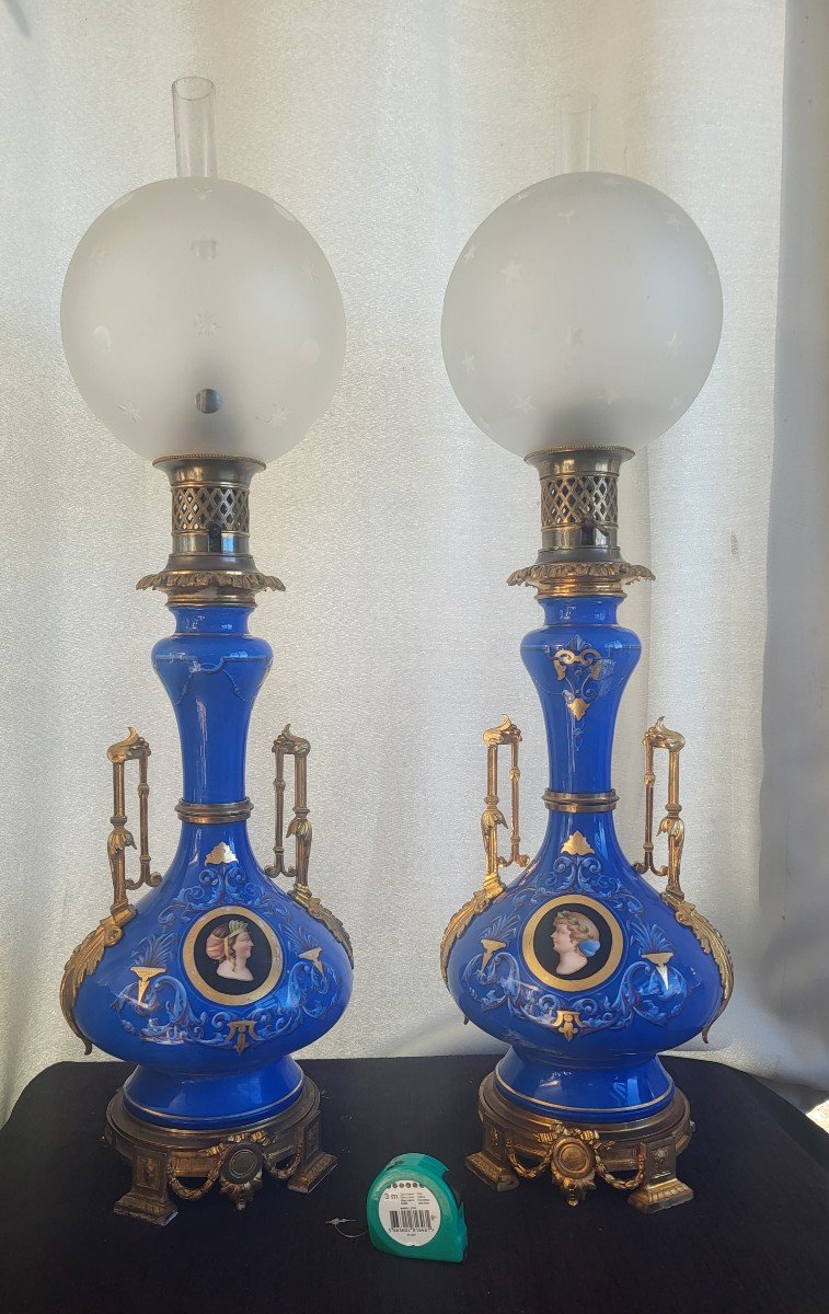 Importante paire de Lampes de salon   monture Bronze époque Napoléon III XIXe Siècle 