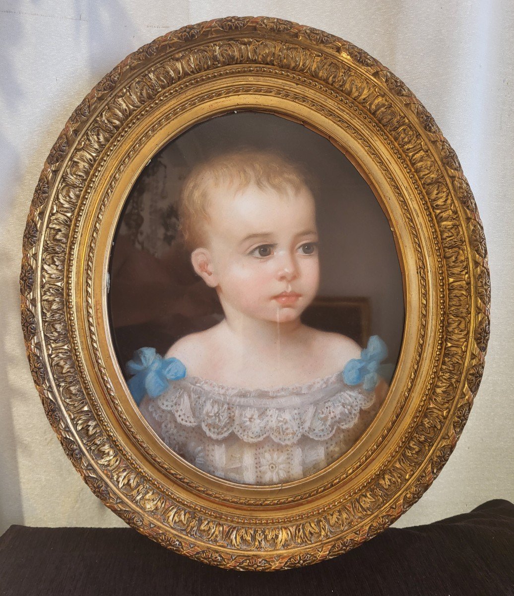 19th Century French School Pastel Portrait Of Young Child Golden Wood Frame 