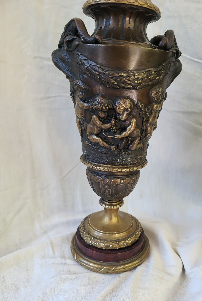 Paire de vases bronze doré  Clodion  époque XIXe Siècle -photo-6