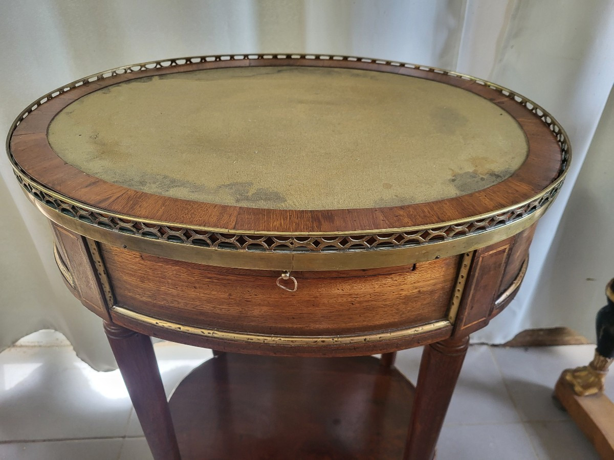 Small Mahogany Hot Water Bottle Table, Louis XVI Period, 18th Century -photo-3