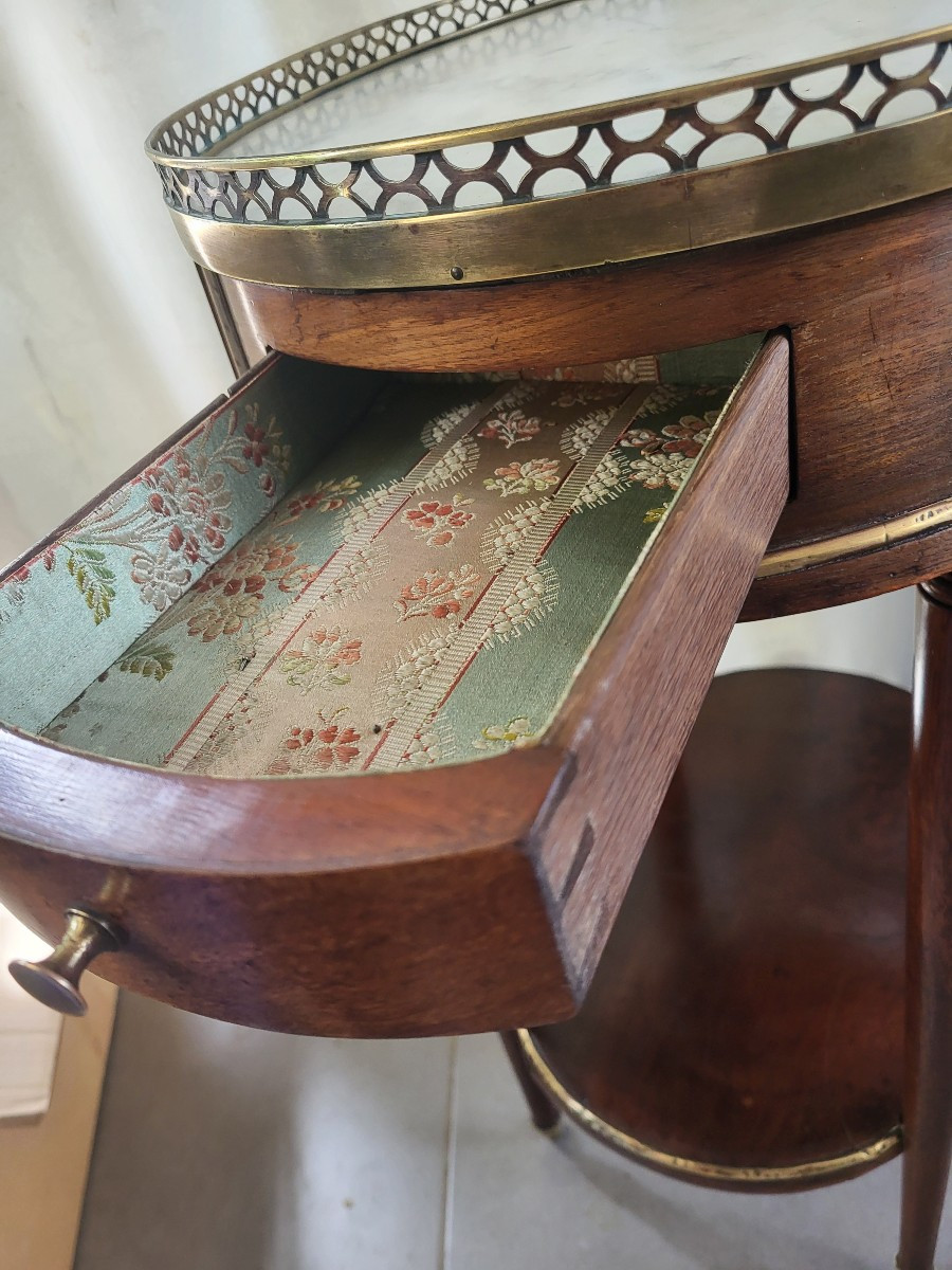 Small Mahogany Hot Water Bottle Table, Louis XVI Period, 18th Century -photo-7